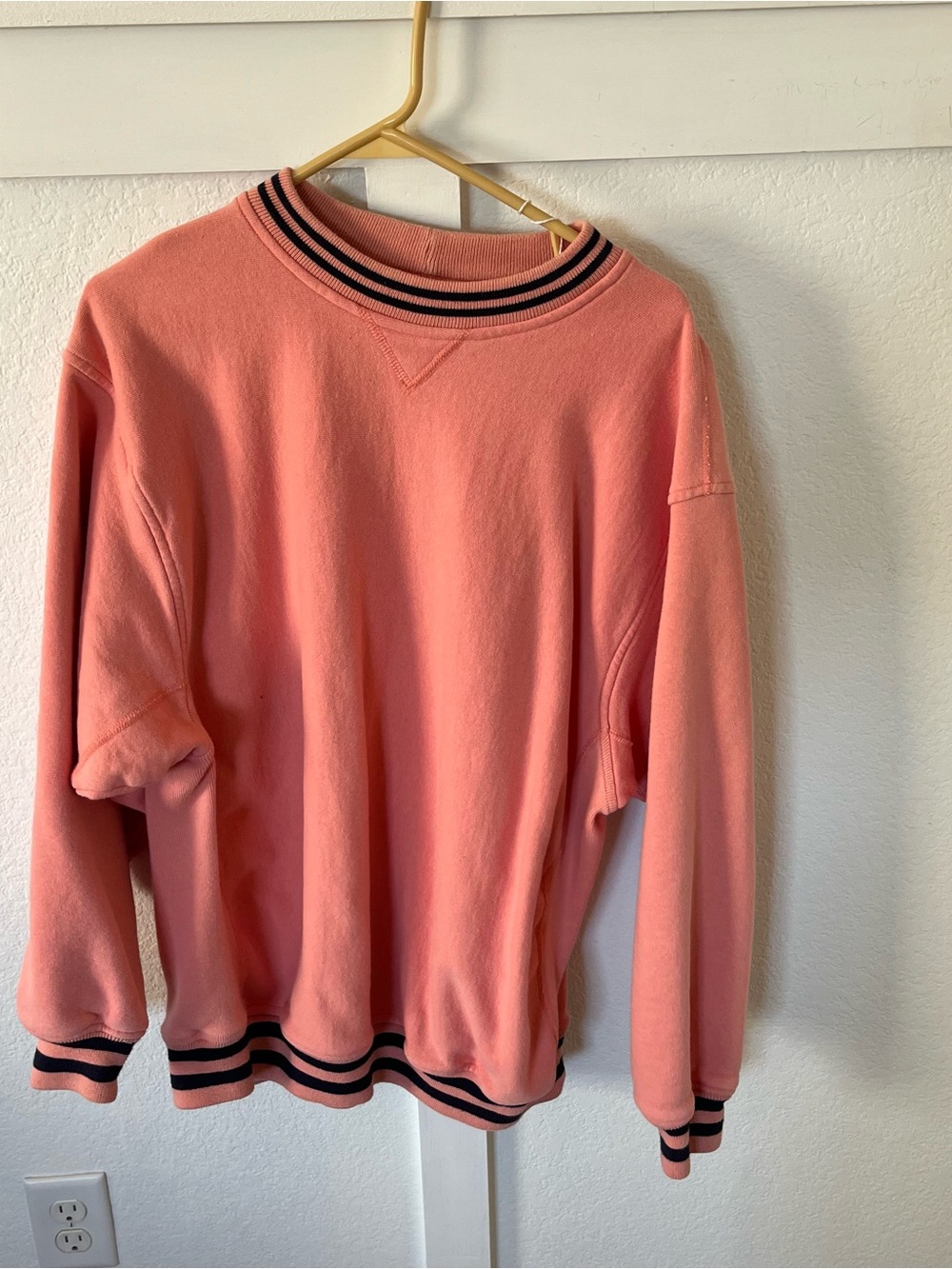 Vintage Cutter & Buck Men's Large Crewneck Sweatshirt